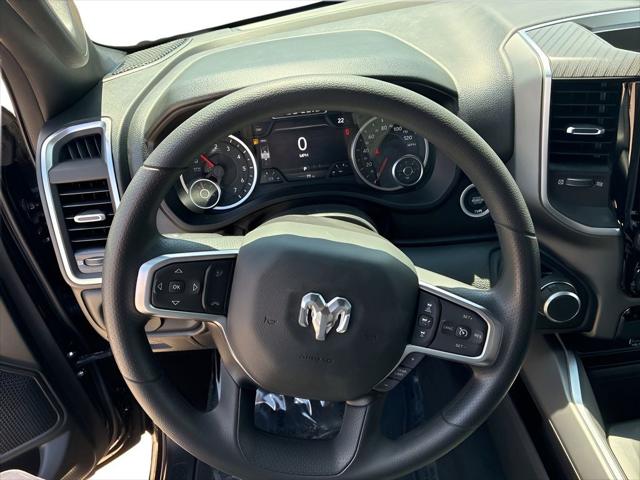 2026 Ram 1500 Express Crew Cab 4x4 5'7" Box