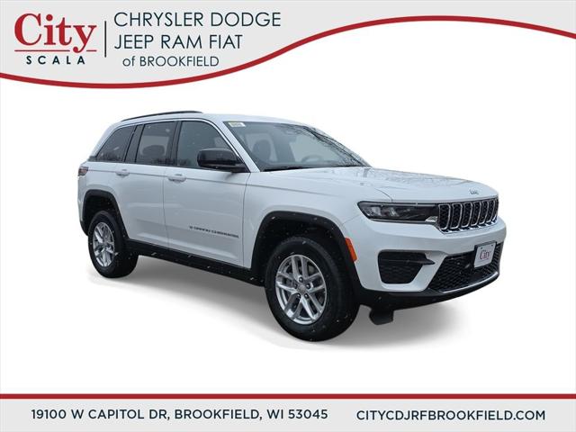 2026 Jeep Grand Cherokee GRAND CHEROKEE LAREDO X 4X4