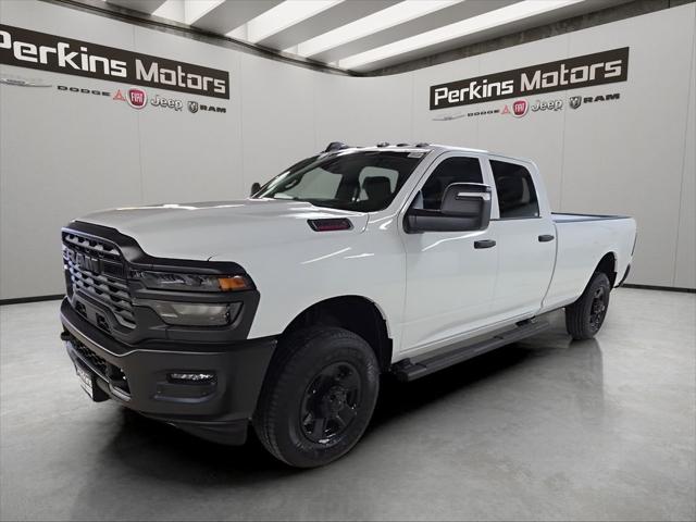 2026 RAM Ram 3500 RAM 3500 TRADESMAN CREW CAB 4X4 8 BOX