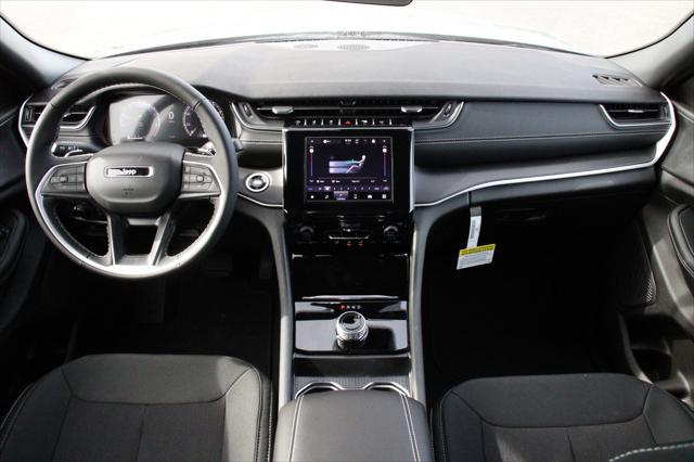 2026 Jeep Grand Cherokee GRAND CHEROKEE LAREDO 4X4