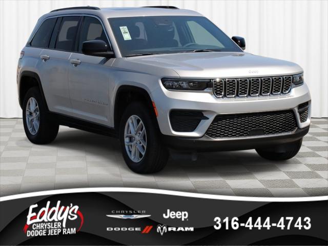 2026 Jeep Grand Cherokee GRAND CHEROKEE LAREDO X 4X4