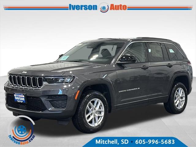 2026 Jeep Grand Cherokee GRAND CHEROKEE LAREDO X 4X4