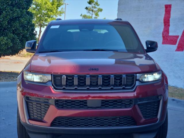 2026 Jeep Grand Cherokee GRAND CHEROKEE LAREDO ALTITUDE 4X4 2026 Jeep Grand Cherokee GRAND CHEROKEE LAREDO ALTITUDE 4X4