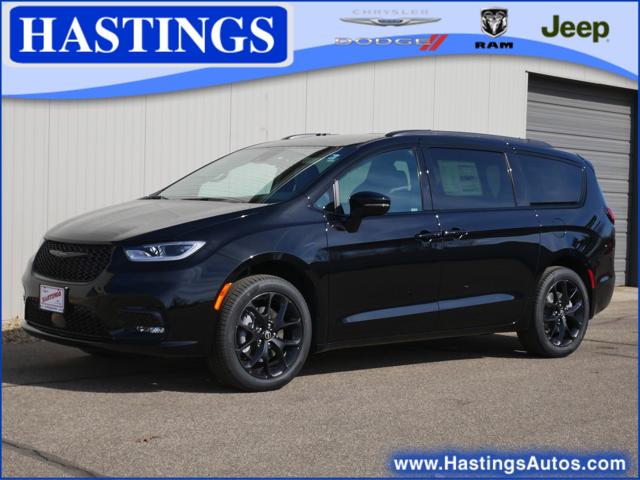 2026 Chrysler Pacifica PACIFICA SELECT AWD