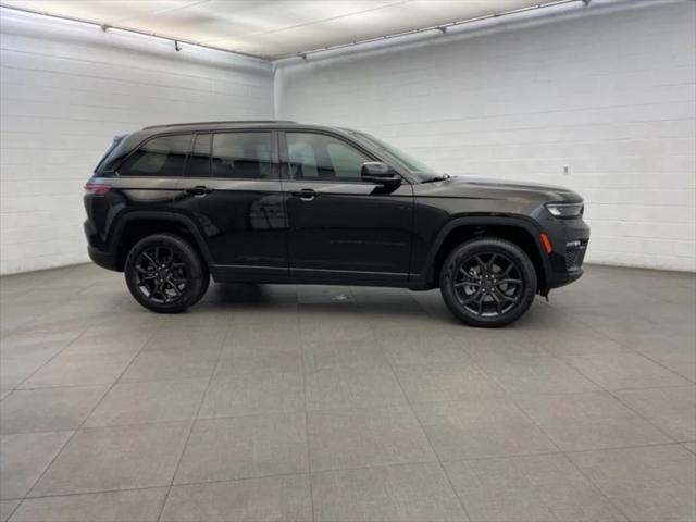 2025 Jeep Grand Cherokee GRAND CHEROKEE LIMITED 4X4 2025 Jeep Grand Cherokee GRAND CHEROKEE LIMITED 4X4