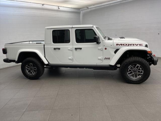 2026 Jeep Gladiator GLADIATOR MOJAVE 4X4 2026 Jeep Gladiator GLADIATOR MOJAVE 4X4