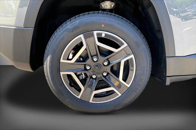 New 2026 Sting-Gray Clear-Coat Exterior Paint Jeep  image 32
