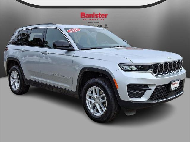 2026 Jeep Grand Cherokee GRAND CHEROKEE LAREDO 4X4 2026 Jeep Grand Cherokee GRAND CHEROKEE LAREDO 4X4