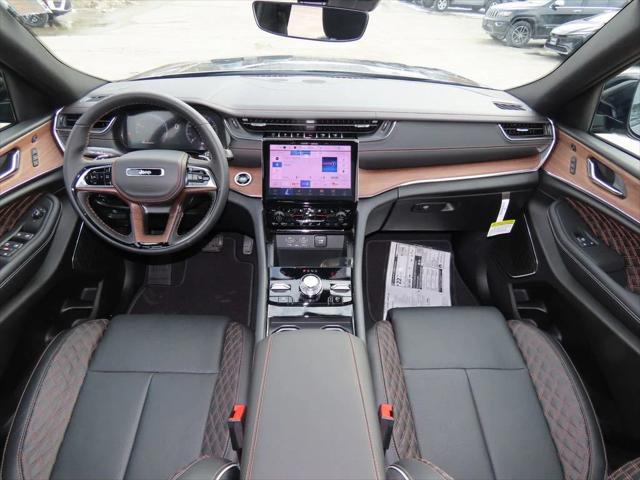 2026 Jeep Grand Cherokee GRAND CHEROKEE SUMMIT 4X4