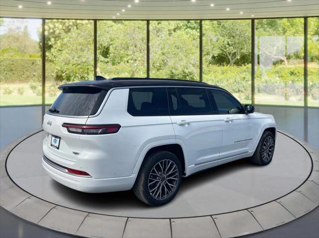 2026 Jeep Grand Cherokee GRAND CHEROKEE L SUMMIT 4X4 2026 Jeep Grand Cherokee GRAND CHEROKEE L SUMMIT 4X4