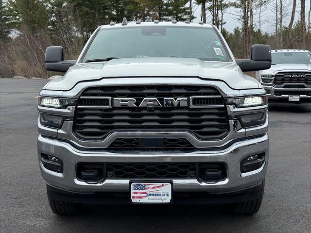 2026 RAM Ram 3500 RAM 3500 TRADESMAN CREW CAB 4X4 64 BOX