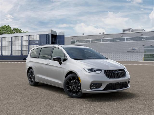 2026 Chrysler Pacifica Limited AWD