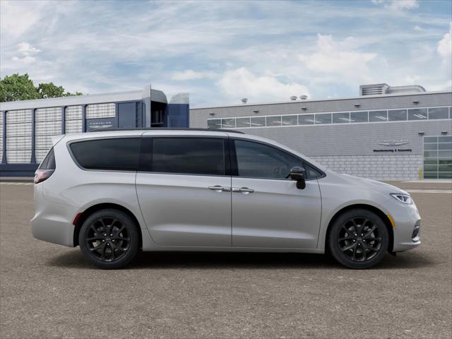 2026 Chrysler Pacifica Limited AWD