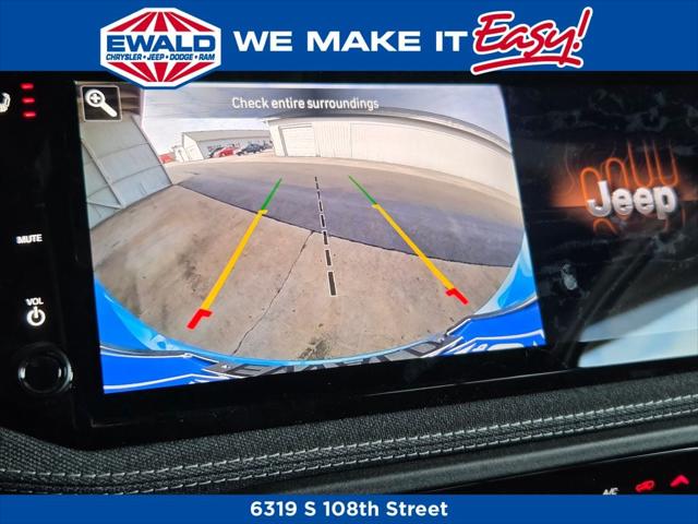 2026 Jeep Cherokee CHEROKEE LAREDO 4X4