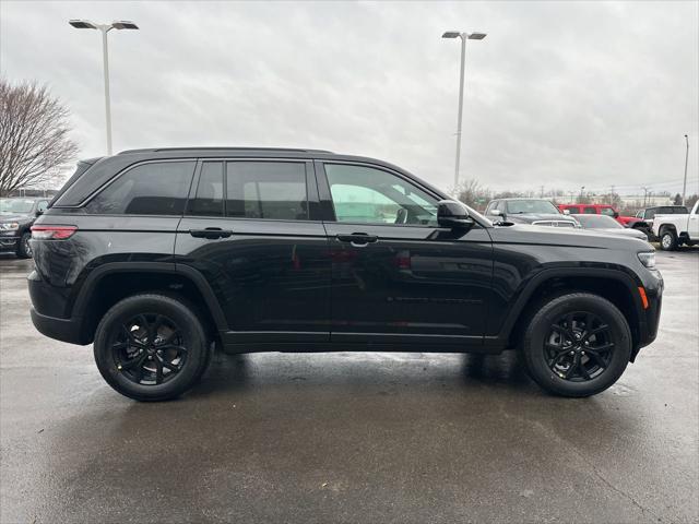 2026 Jeep Grand Cherokee GRAND CHEROKEE LAREDO ALTITUDE 4X4