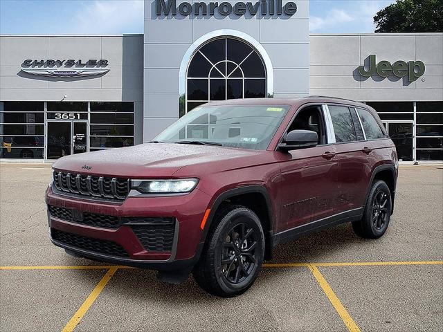 2026 Jeep Grand Cherokee GRAND CHEROKEE LAREDO ALTITUDE 4X4 2026 Jeep Grand Cherokee GRAND CHEROKEE LAREDO ALTITUDE 4X4