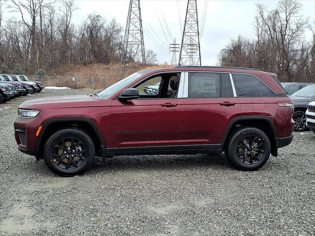 2026 Jeep Grand Cherokee GRAND CHEROKEE LAREDO ALTITUDE 4X4 2026 Jeep Grand Cherokee GRAND CHEROKEE LAREDO ALTITUDE 4X4