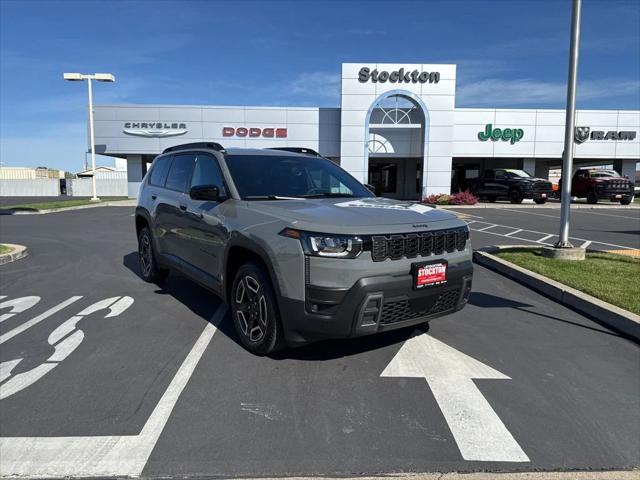 2026 Jeep Cherokee CHEROKEE LAREDO 4X4