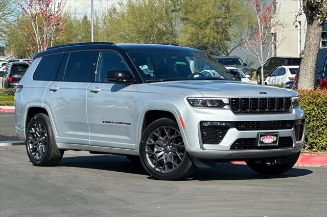 2026 Jeep Grand Cherokee GRAND CHEROKEE L SUMMIT 4X4