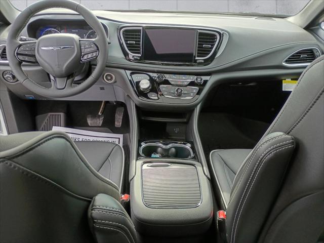 2026 Chrysler Pacifica Limited AWD