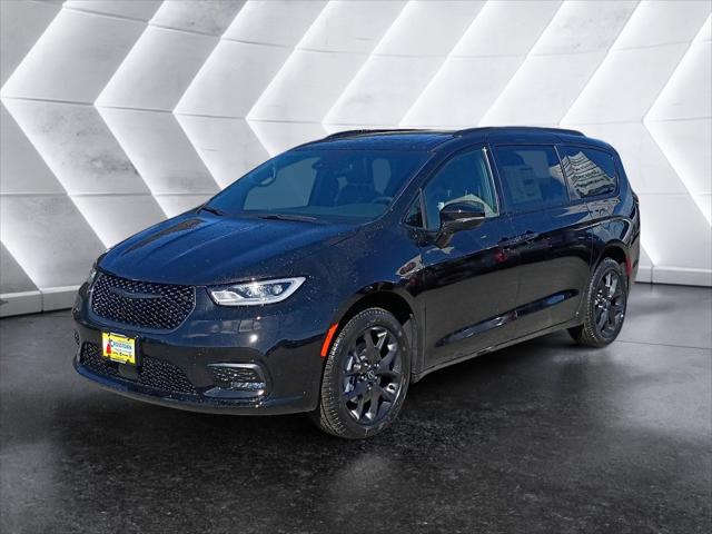 2026 Chrysler Pacifica PACIFICA LIMITED AWD