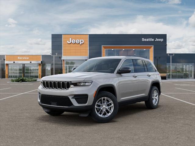 2026 Jeep Grand Cherokee GRAND CHEROKEE LAREDO X 4X4