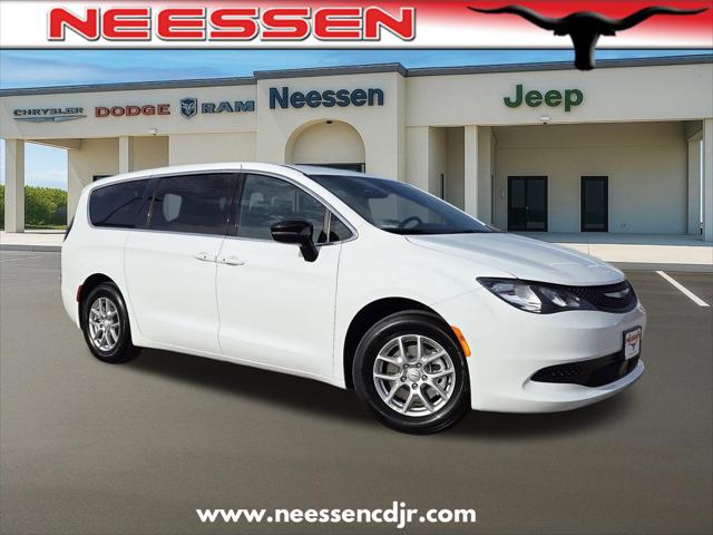 2026 Chrysler Voyager VOYAGER LX