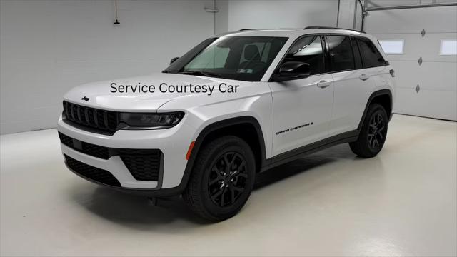 2026 Jeep Grand Cherokee GRAND CHEROKEE LAREDO ALTITUDE 4X4 2026 Jeep Grand Cherokee GRAND CHEROKEE LAREDO ALTITUDE 4X4