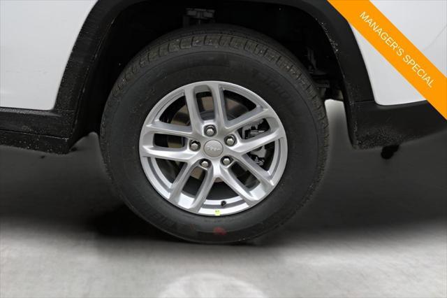 2026 Jeep Grand Cherokee Altitude 4x2