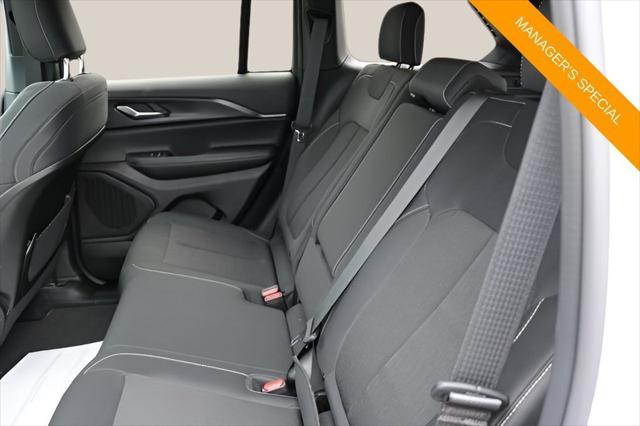 2026 Jeep Grand Cherokee Altitude 4x2
