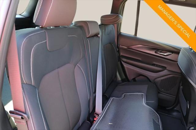 2026 Jeep Grand Cherokee Altitude 4x2
