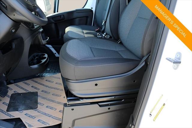 2026 Ram ProMaster Cargo Van Tradesman Low Roof 136" WB w/Pass Seat
