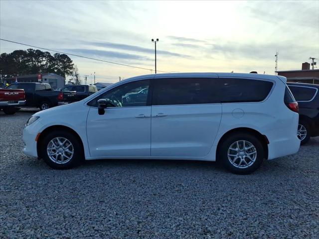 2026 Chrysler Voyager VOYAGER LX