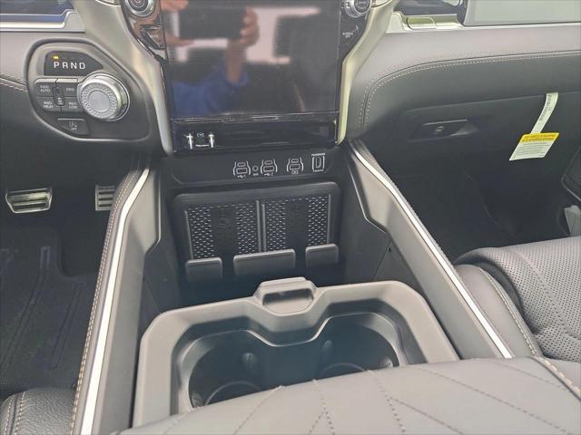 2026 Ram 1500 Tungsten Crew Cab 4x4 5'7" Box