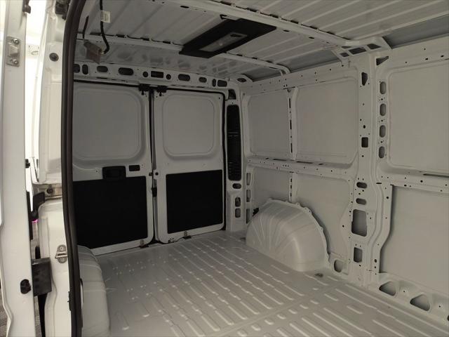 2026 Ram ProMaster 2500 Cargo Van Tradesman Low Roof 136 WB w/Pass Seat