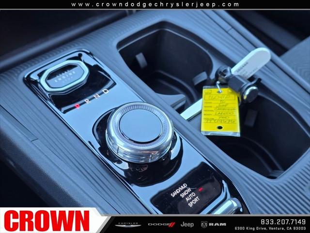 2026 Jeep Cherokee Laredo 4x4