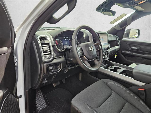 2026 RAM Ram 1500 RAM 1500 EXPRESS CREW CAB 4X4 57 BOX