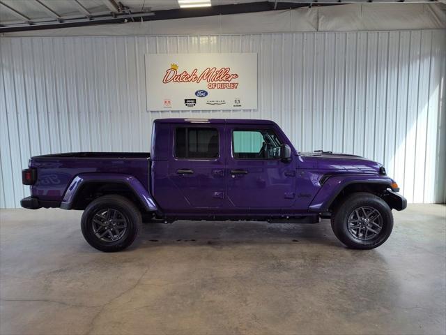 2026 Jeep Gladiator GLADIATOR SPORT S 4X4 2026 Jeep Gladiator GLADIATOR SPORT S 4X4