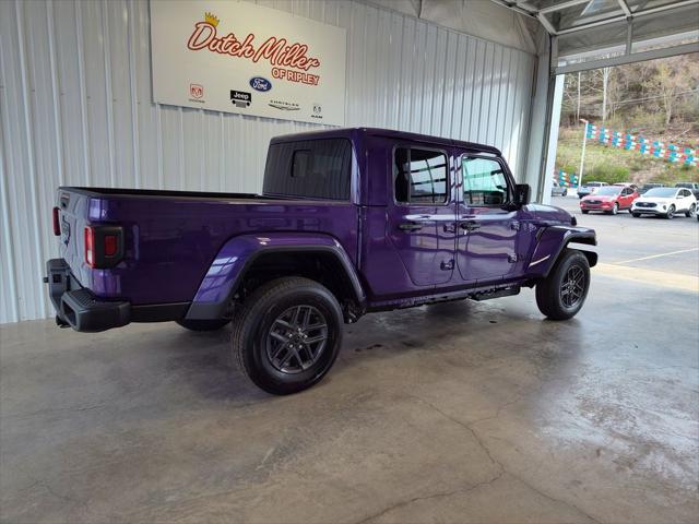 2026 Jeep Gladiator GLADIATOR SPORT S 4X4 2026 Jeep Gladiator GLADIATOR SPORT S 4X4