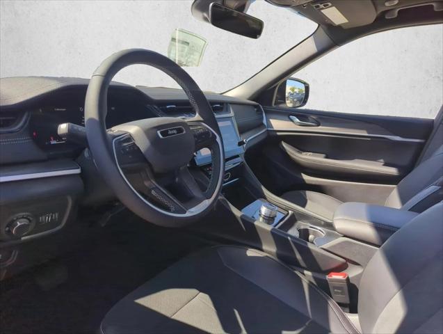 2026 Jeep Grand Cherokee GRAND CHEROKEE LAREDO ALTITUDE 4X2