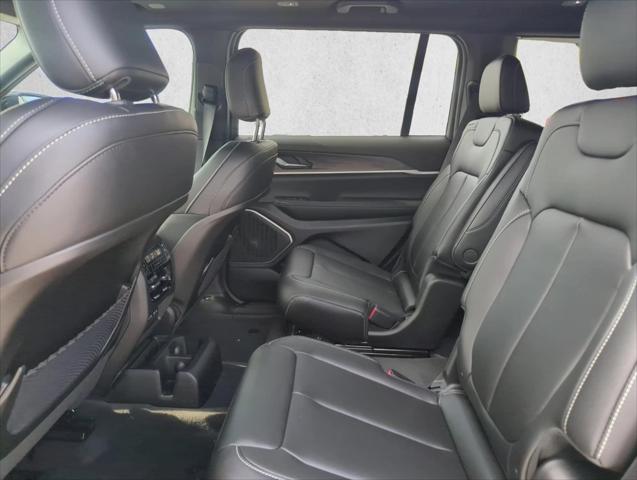 2026 Jeep Grand Cherokee Limited 4x2