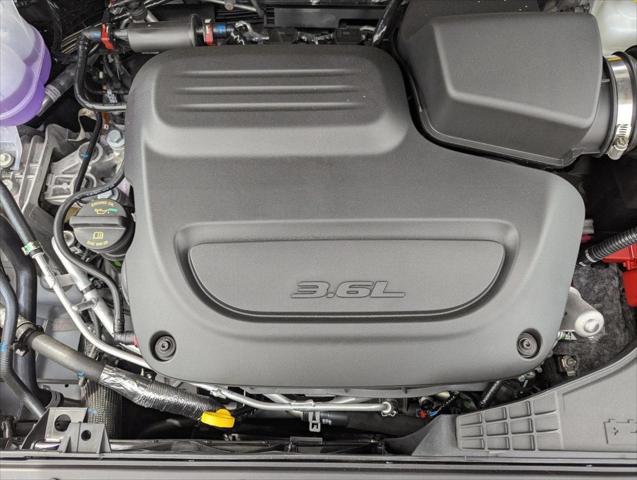 2026 Chrysler Pacifica Select AWD