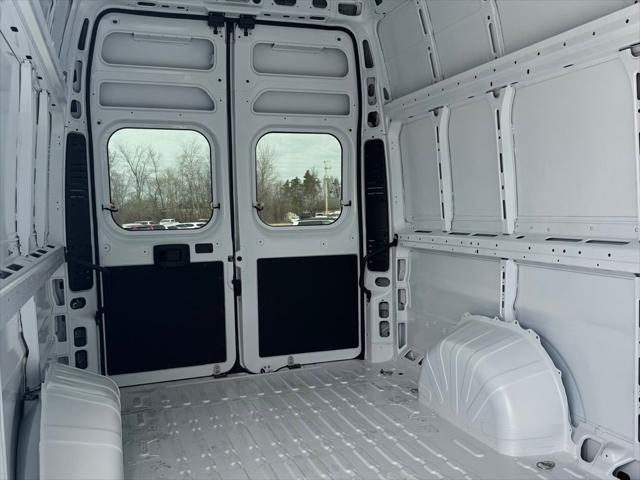 2026 Ram ProMaster Cargo Van Tradesman Super High Roof 159" WB EXT w/Pass Seat