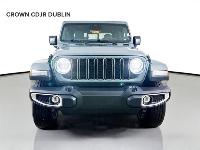 2026 Jeep Gladiator GLADIATOR SAHARA 4X4