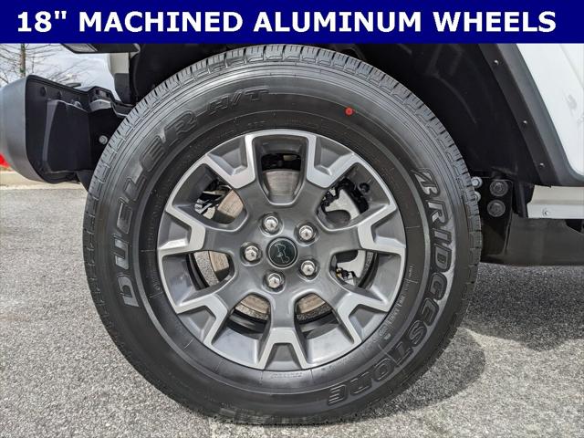 2026 Jeep Gladiator GLADIATOR SAHARA 4X4