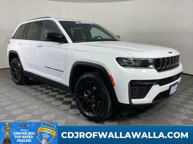 2026 Jeep Grand Cherokee GRAND CHEROKEE LAREDO ALTITUDE 4X4