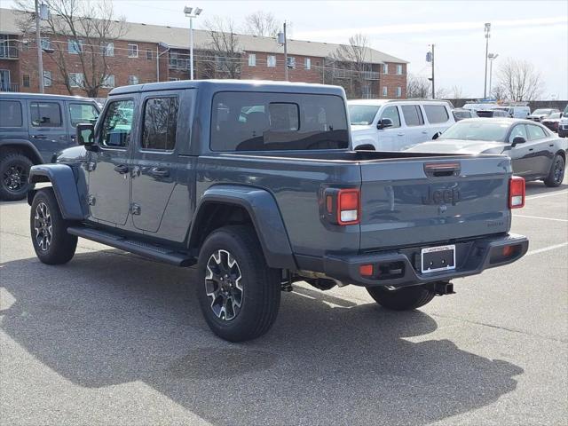 2026 Jeep Gladiator GLADIATOR SAHARA 4X4