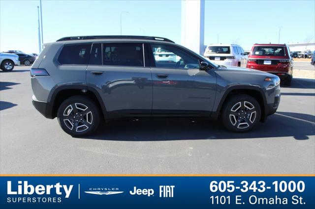 2026 Jeep Cherokee CHEROKEE LAREDO 4X4