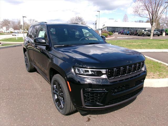 2026 Jeep Grand Cherokee GRAND CHEROKEE LIMITED RESERVE 4X4
