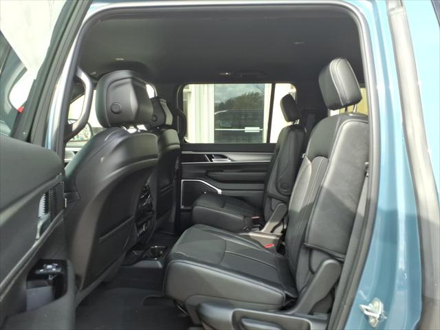 2026 Jeep Grand Wagoneer Limited Altitude 4x4